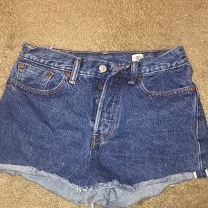 Levi SZ 27 button up shorts
